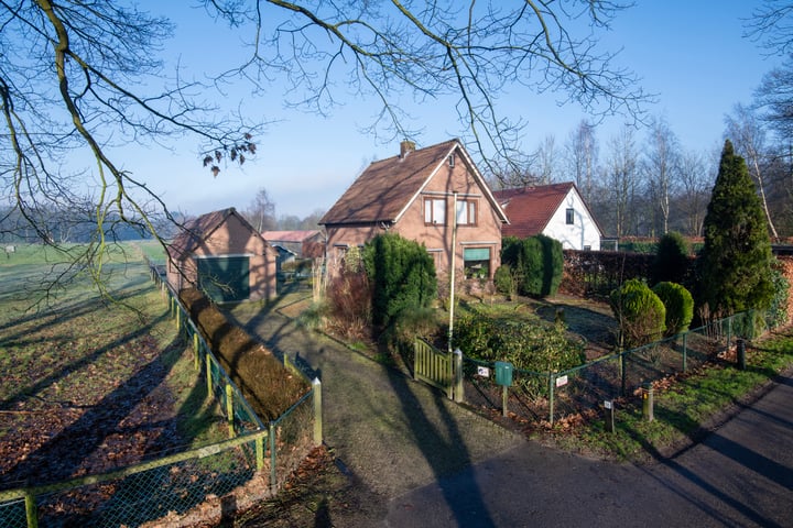 View photo of Hunnenweg 59