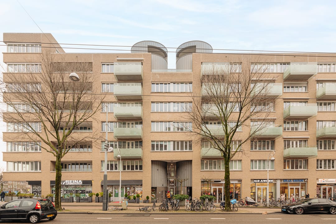 Foto 1 van Hoofdweg 696