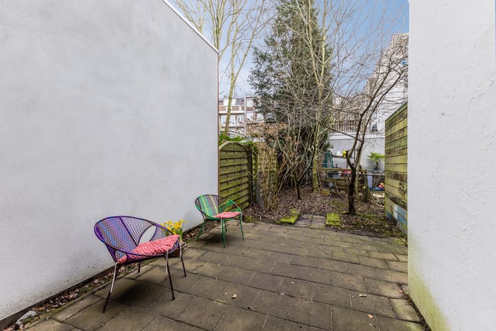 Photo 3 of Spaarndammerstraat 4-E