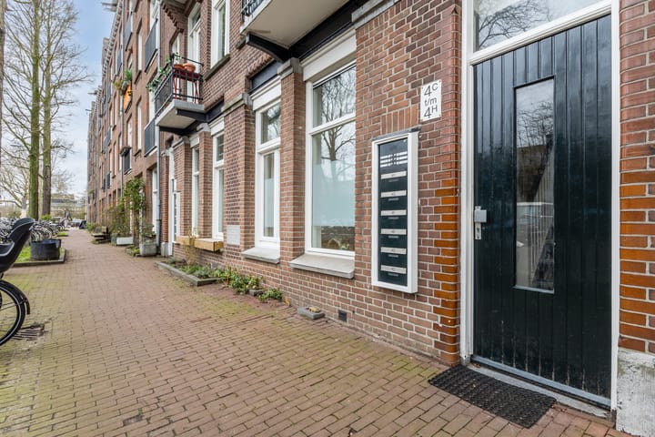 Photo 4 of Spaarndammerstraat 4-E