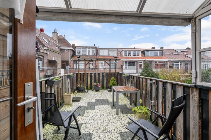 Photo 1 of Jan van Avennesstraat 39-A