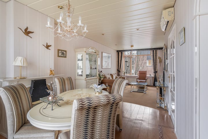 Photo 7 of Jan van Avennesstraat 39-A