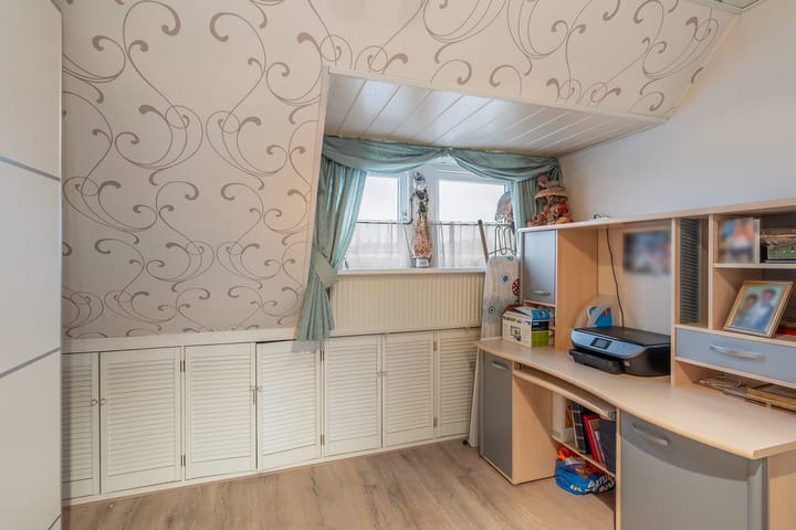 Photo 18 of Jan van Avennesstraat 39-A