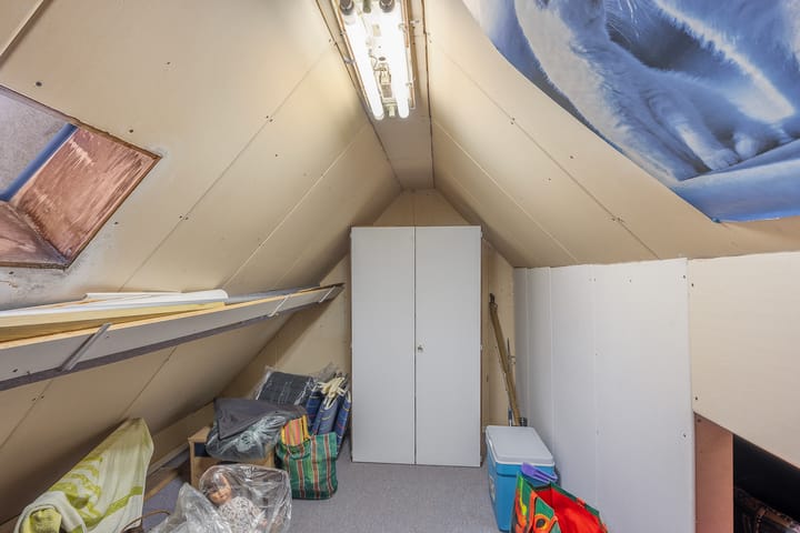 Photo 22 of Jan van Avennesstraat 39-A