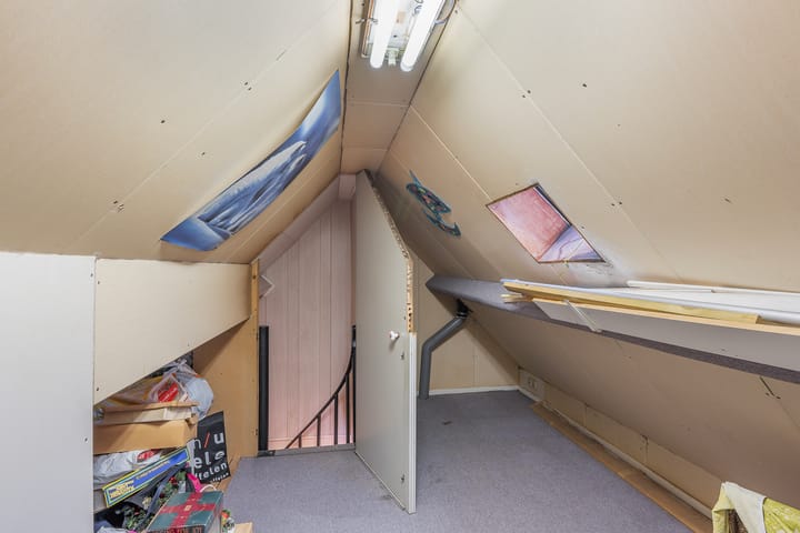 Photo 23 of Jan van Avennesstraat 39-A