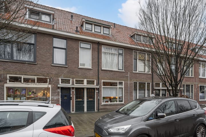 Photo 27 of Jan van Avennesstraat 39-A
