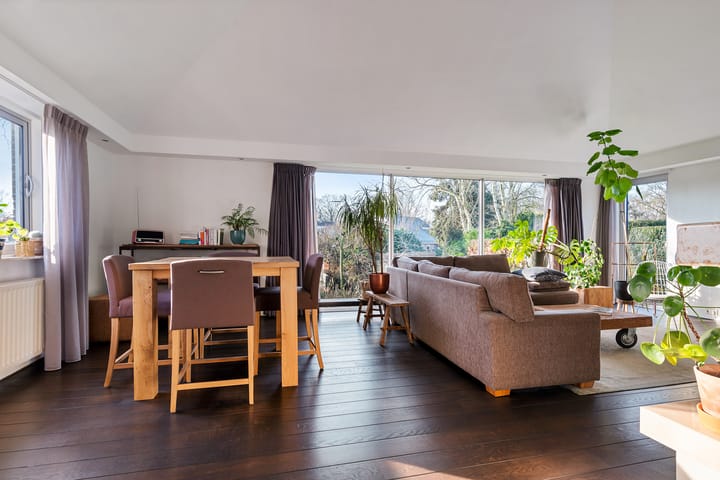 Foto 10 van Meinwerkstraat 5