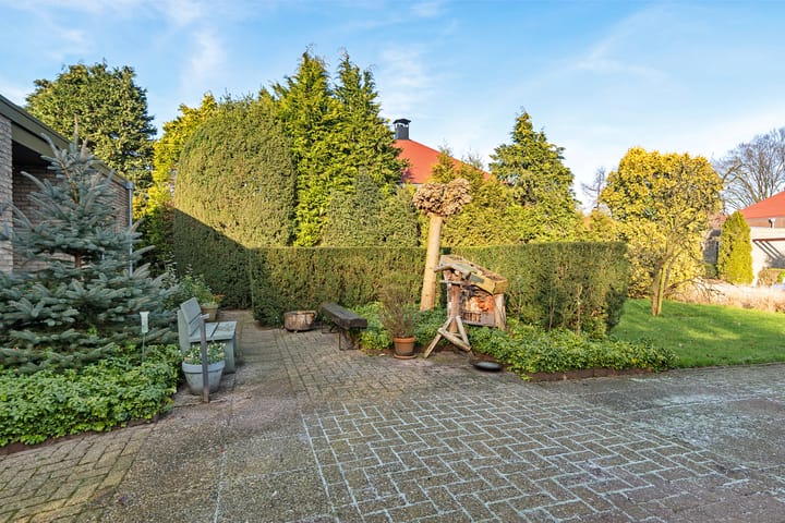 Foto 31 van Meinwerkstraat 5