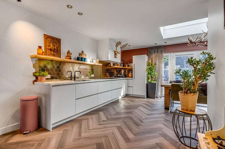 Photo 7 of Anna van Burenlaan 15