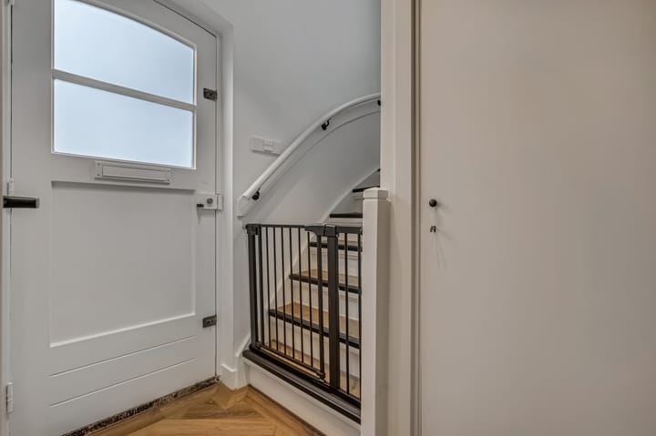 Photo 15 of Anna van Burenlaan 15