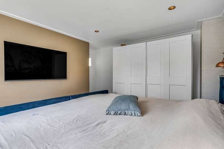 Photo 30 of Anna van Burenlaan 15