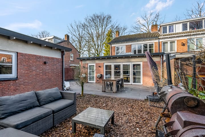 Photo 36 of Anna van Burenlaan 15