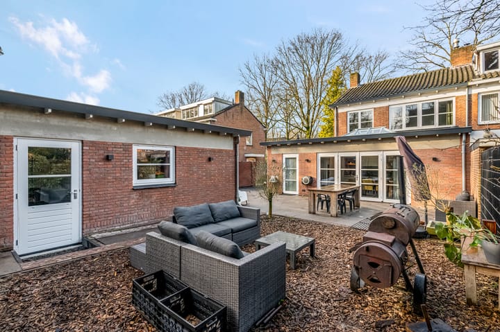 Photo 37 of Anna van Burenlaan 15