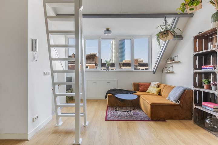 Foto 2 van Jeremias de Deckerstraat 4-B