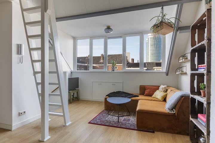 Foto 6 van Jeremias de Deckerstraat 4-B