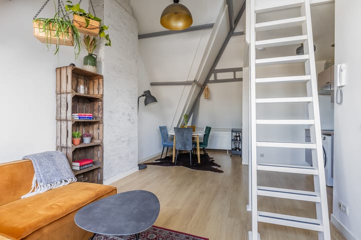 Foto 11 van Jeremias de Deckerstraat 4-B