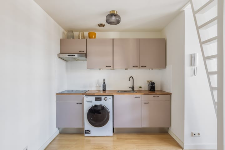 Foto 13 van Jeremias de Deckerstraat 4-B