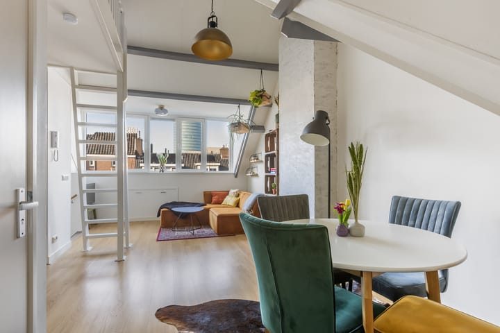 Foto 19 van Jeremias de Deckerstraat 4-B