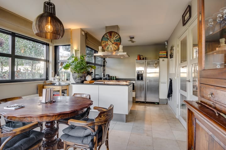 Foto 10 van Luitgardeweg 1