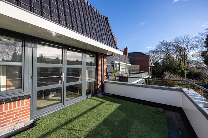 Foto 18 van Luitgardeweg 1