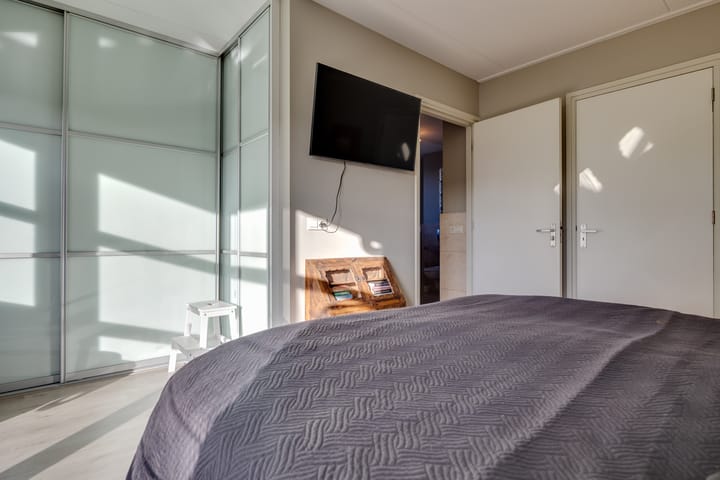 Foto 19 van Luitgardeweg 1