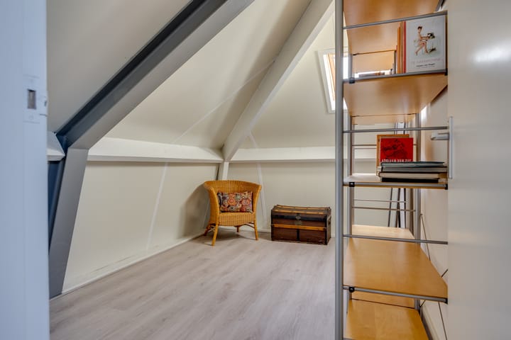 Foto 28 van Luitgardeweg 1