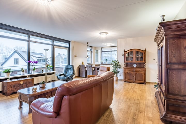 Foto 3 van Hoge Rijndijk 83