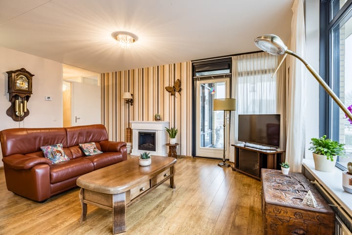 Foto 12 van Hoge Rijndijk 83