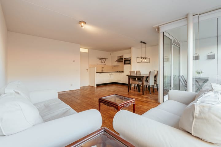 Photo 4 of Eerste Van der Helststraat 1-A23