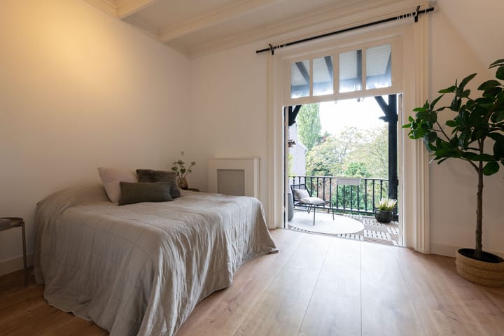 Photo 45 of Surinamestraat 42-B