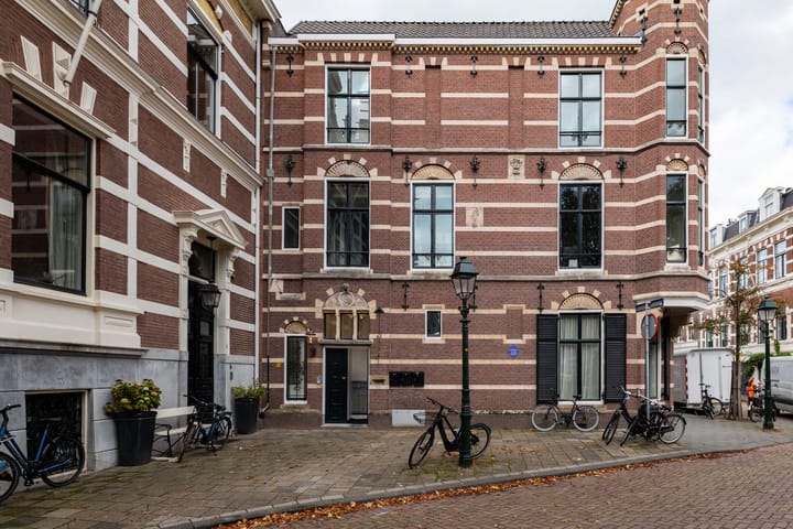 Photo 70 of Surinamestraat 42-B