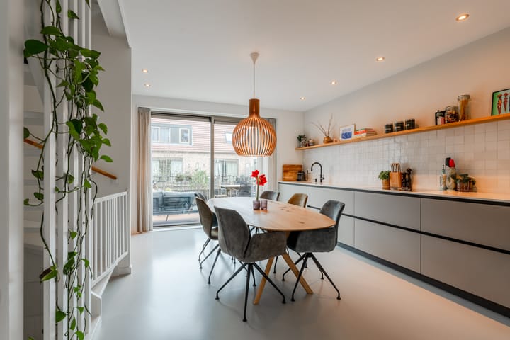 Foto 12 van Akbarstraat 67