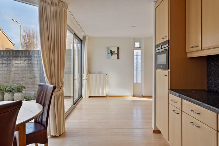 Foto 8 van Dr. van der Steenlaan 24