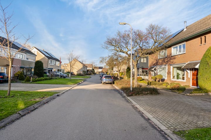 Foto 8 van Bantingstraat 10