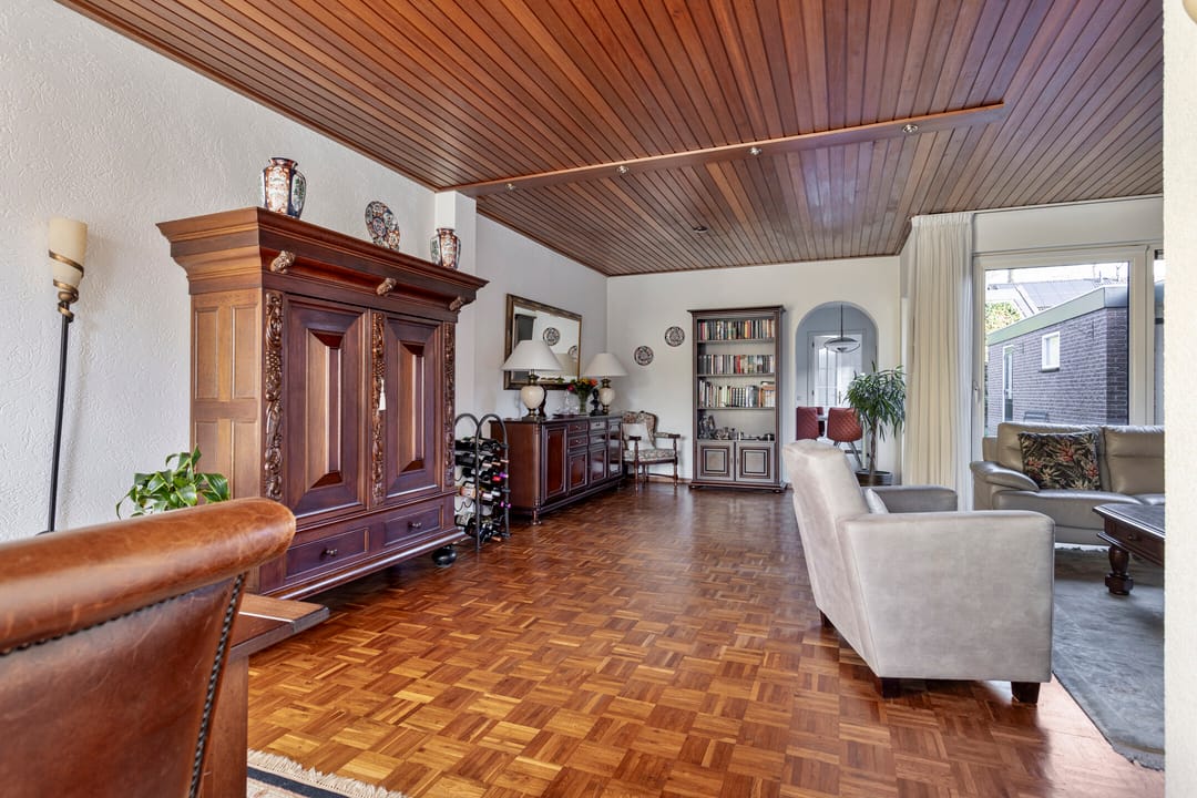 Photo 11 of Bantingstraat 10