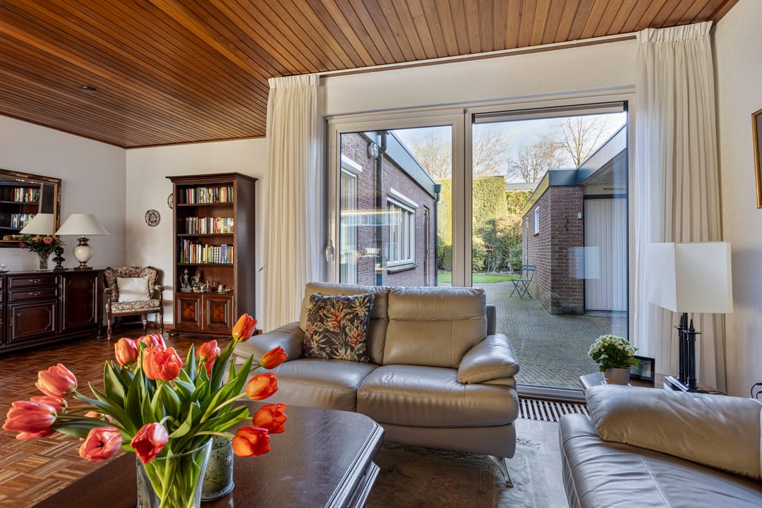 Photo 17 of Bantingstraat 10