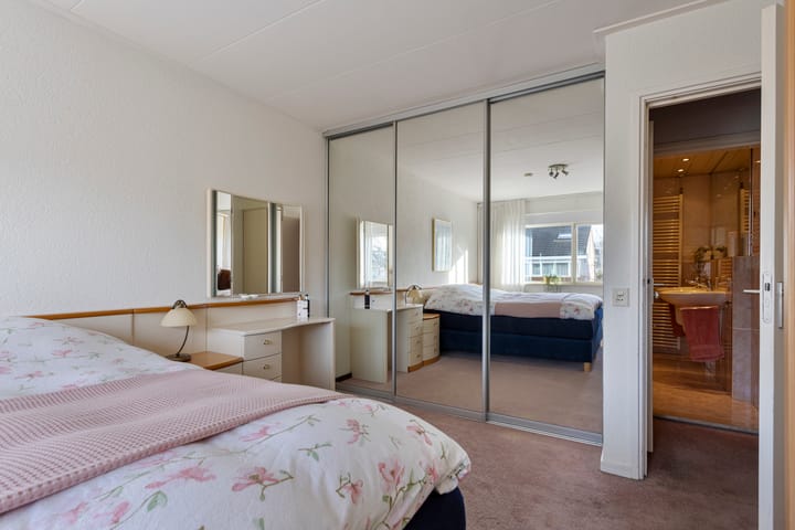 Foto 32 van Bantingstraat 10