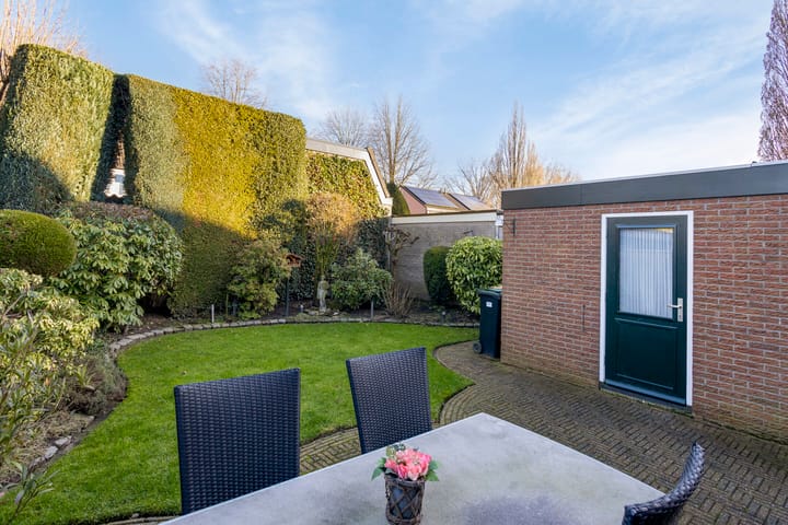 Foto 44 van Bantingstraat 10