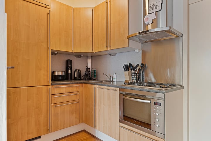 Foto 12 van Florastraat 35