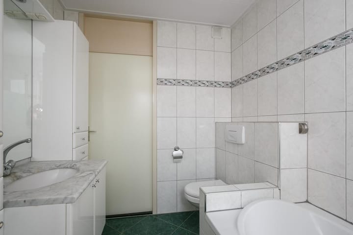 Photo 19 of Colijnstraat 3