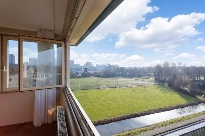 Photo 16 of Jesse Owenshof 30