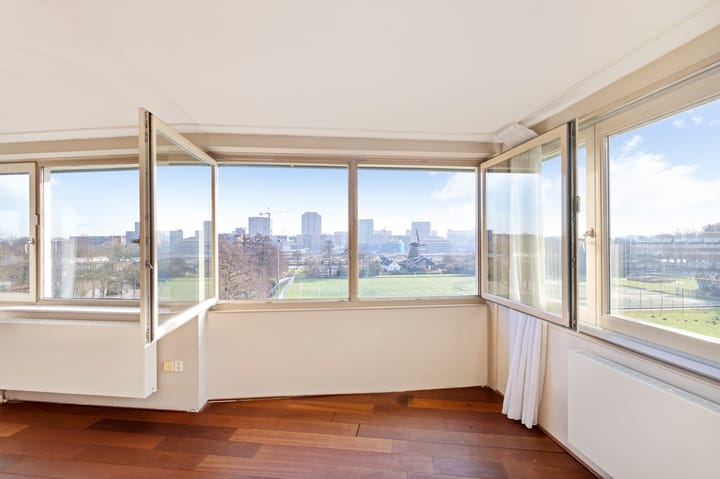 Photo 18 of Jesse Owenshof 30