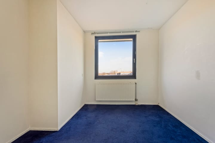 Photo 25 of Jesse Owenshof 30