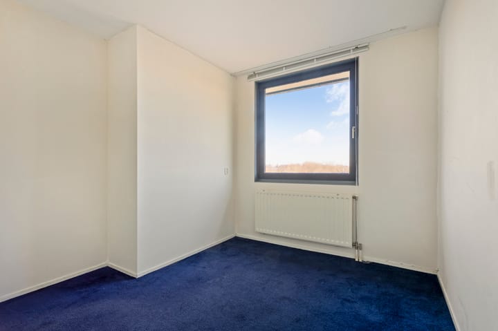 Photo 26 of Jesse Owenshof 30