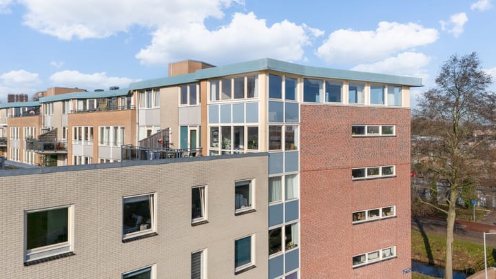 Photo 35 of Jesse Owenshof 30