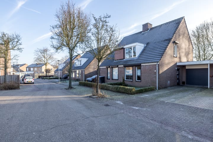 Foto 39 van Karel Peulenstraat 11