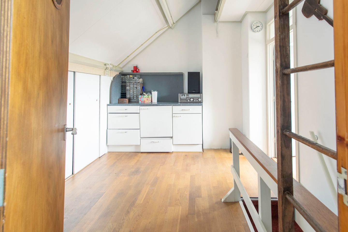 Foto 19 van Borneostraat 17