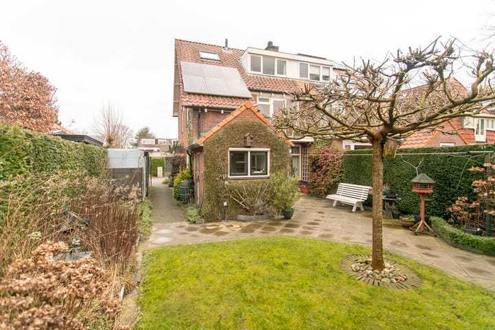 Foto 21 van Borneostraat 17