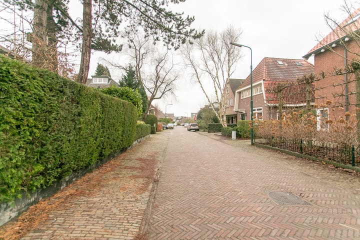 Foto 24 van Borneostraat 17