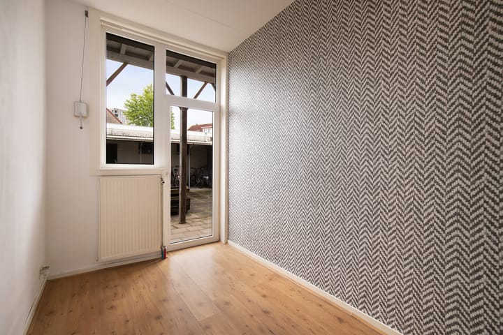 Foto 12 van Don Boscoplein 1-B